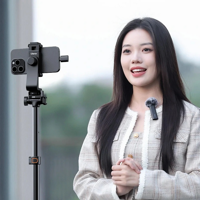 Ulanzi WM-10 Wireless Clip-on Microphone for Iphone or Tablet